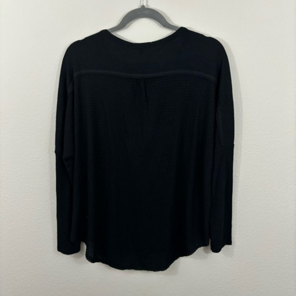 gibson look Black Romantic Long Sleeve Sweater Sz M Comfy Casual - Picture 5 of 5